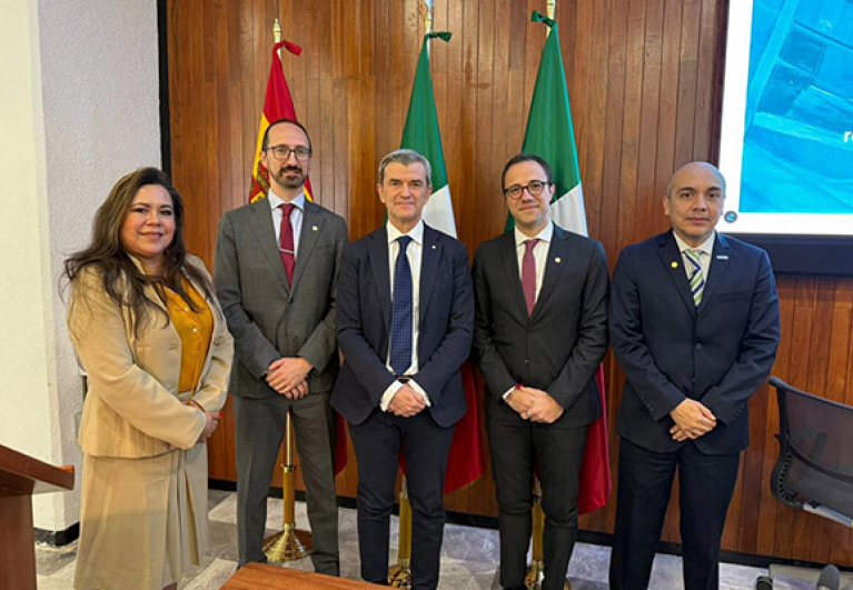 Conferencia Magistral